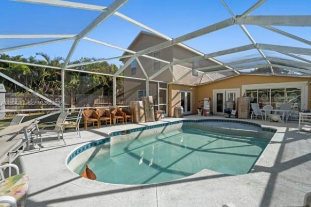 707 SE Karrigan Ter, Port Saint Lucie, FL 34983 Photo