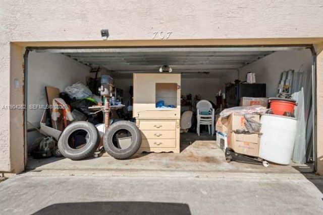 707 SE Karrigan Ter, Port Saint Lucie, FL 34983 Photo