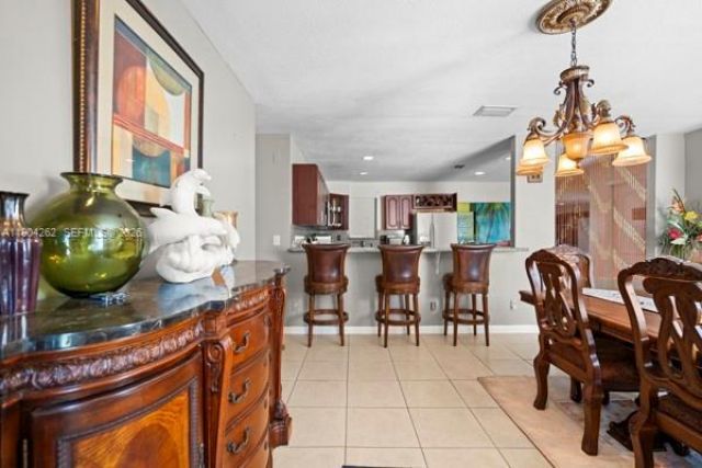 707 SE Karrigan Ter, Port Saint Lucie, FL 34983 Photo