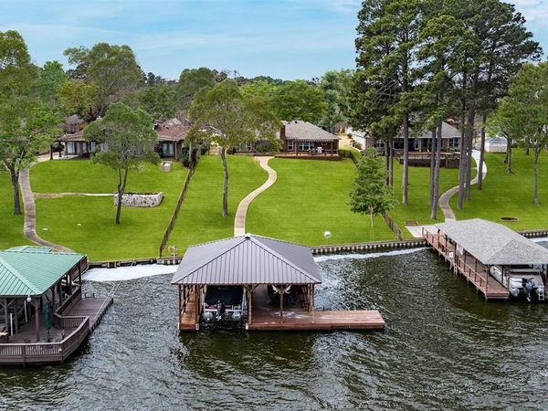 22766 Diamond Bay Drive, Frankston, TX 75763