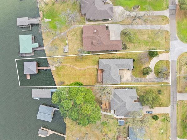 22766 Diamond Bay Drive, Frankston, TX 75763