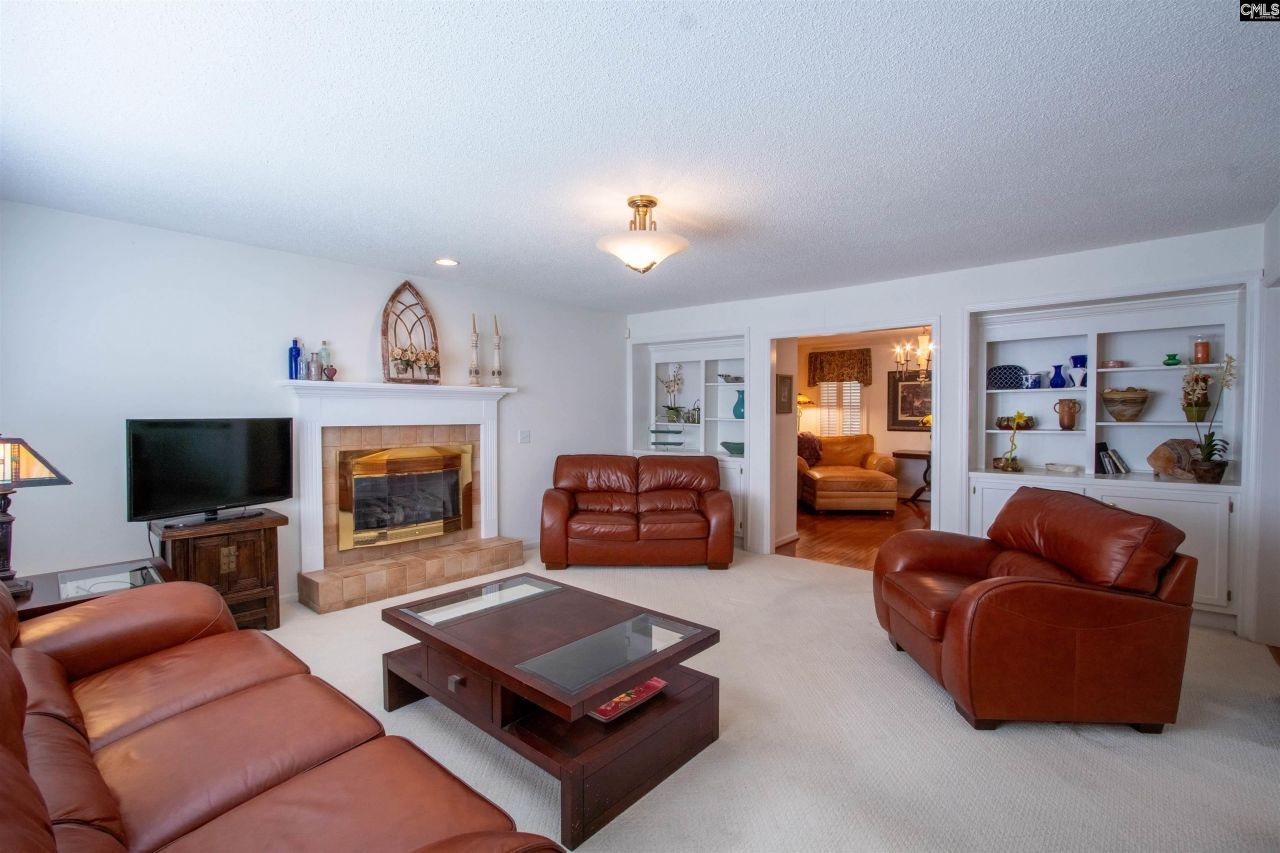 132 Forts Pond Road Photo 11