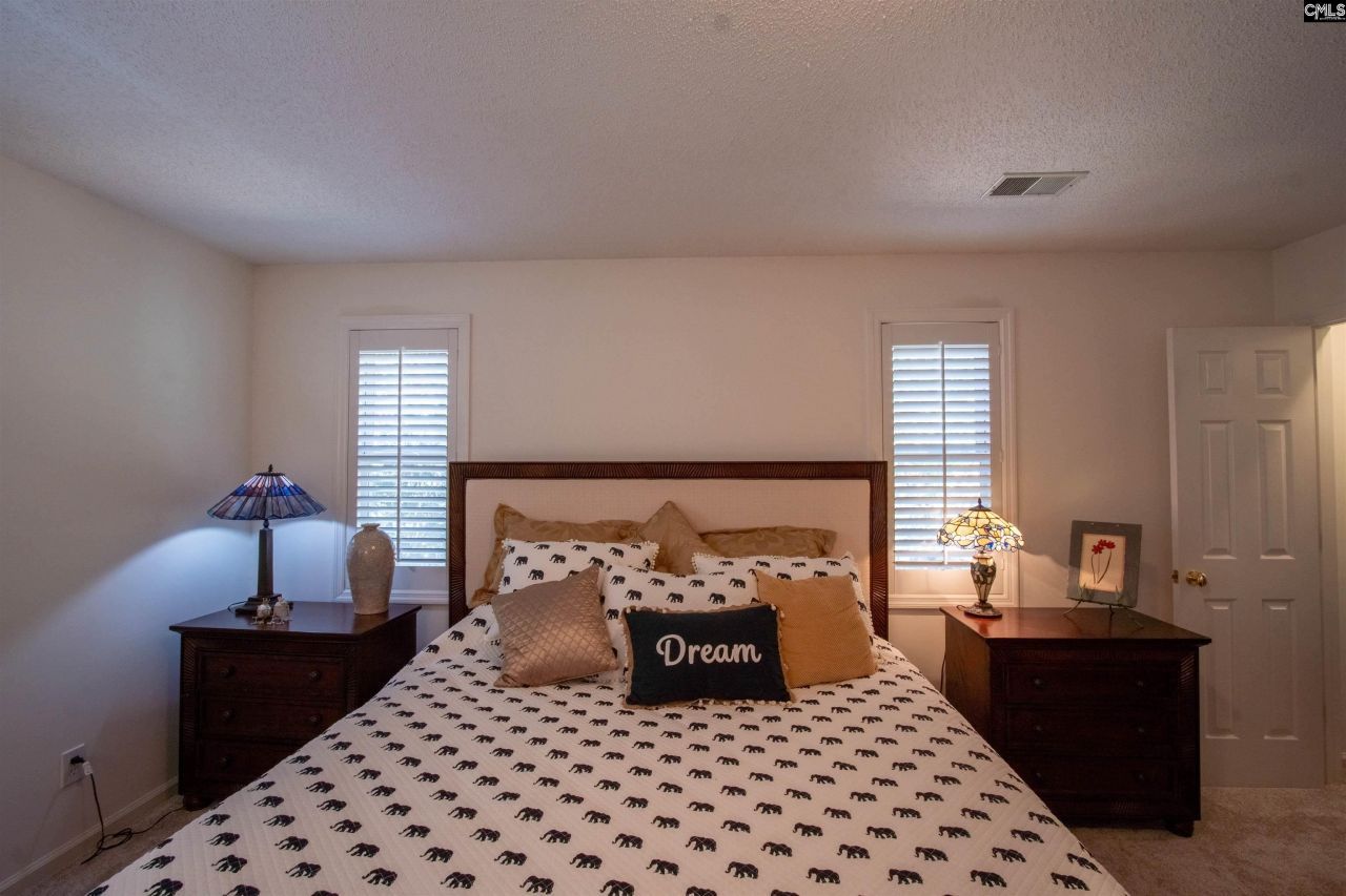 132 Forts Pond Road Photo 22