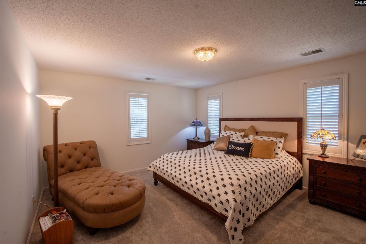 132 Forts Pond Road Photo 24