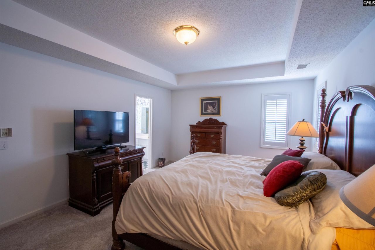 132 Forts Pond Road Photo 28