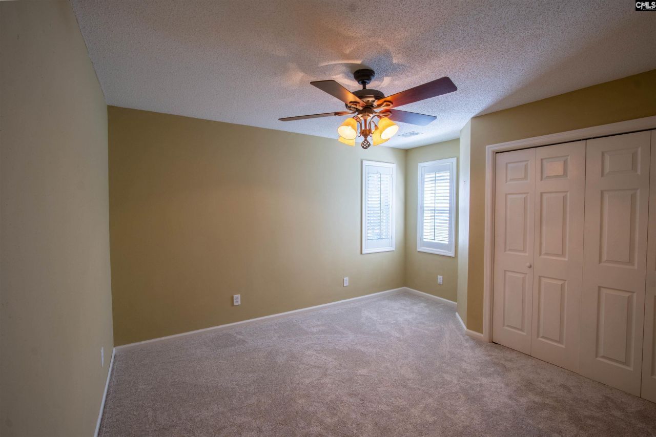 132 Forts Pond Road Photo 31