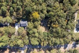 132 Forts Pond Road photo 4