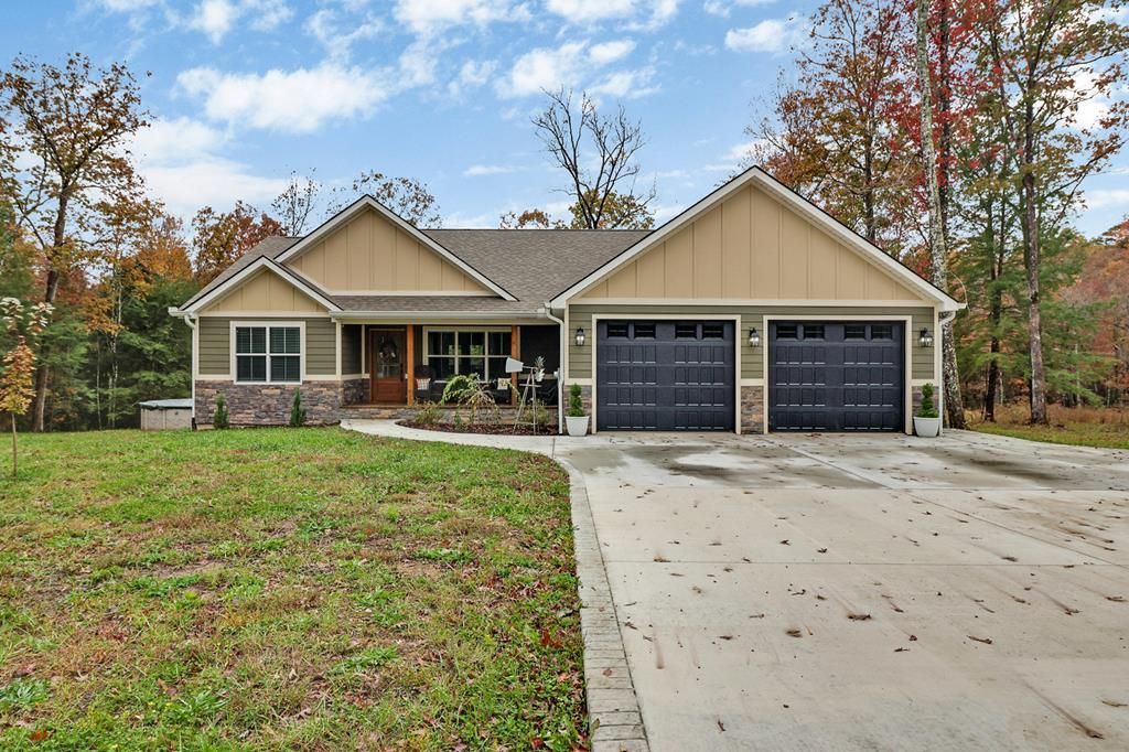 178 Creekview Court, Jamestown, TN 38556 Main Photo