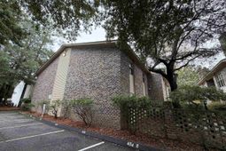 404 75th Ave N photo 4