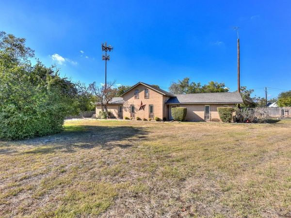 118 Oak Ridge CIR, Georgetown, TX 78628