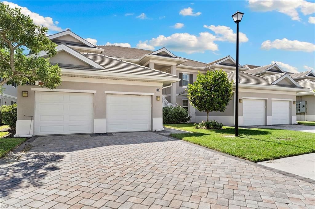 238 Indies Dr E, Unit 201, Naples, FL 34114 Photo