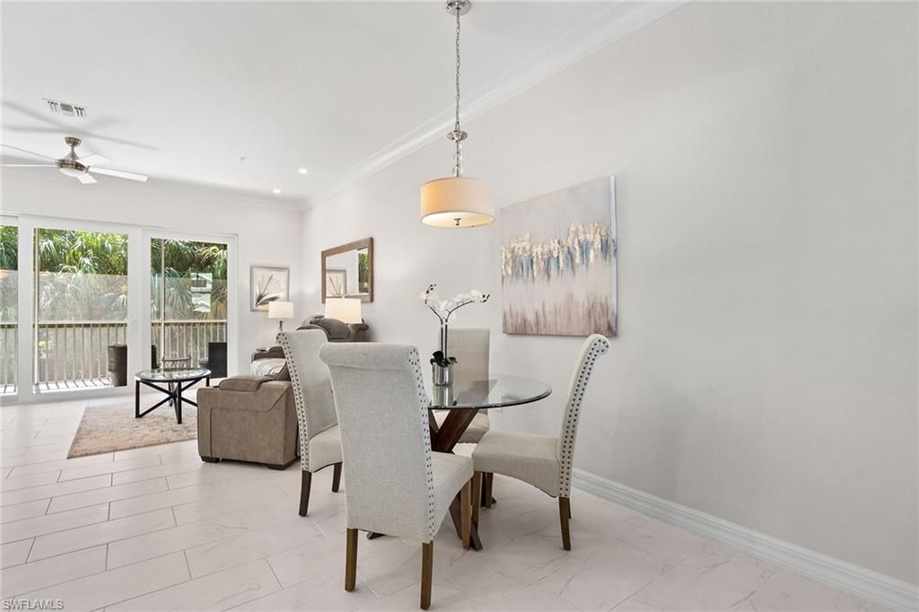 238 Indies Dr E, Unit 201, Naples, FL 34114 Photo