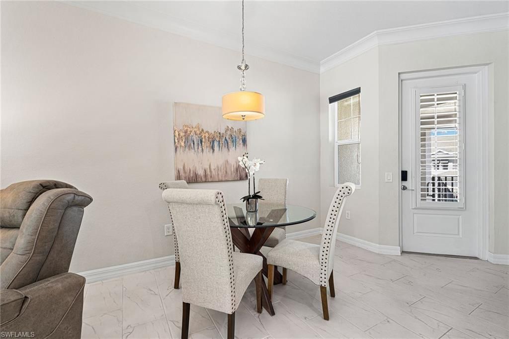238 Indies Dr E, Unit 201, Naples, FL 34114 Photo