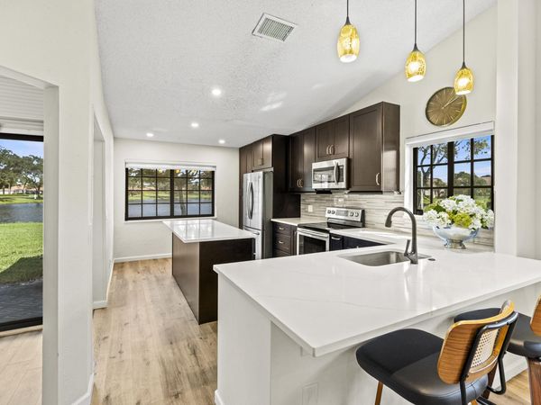 8261 Waterline Drive, Boynton Beach, FL 33472