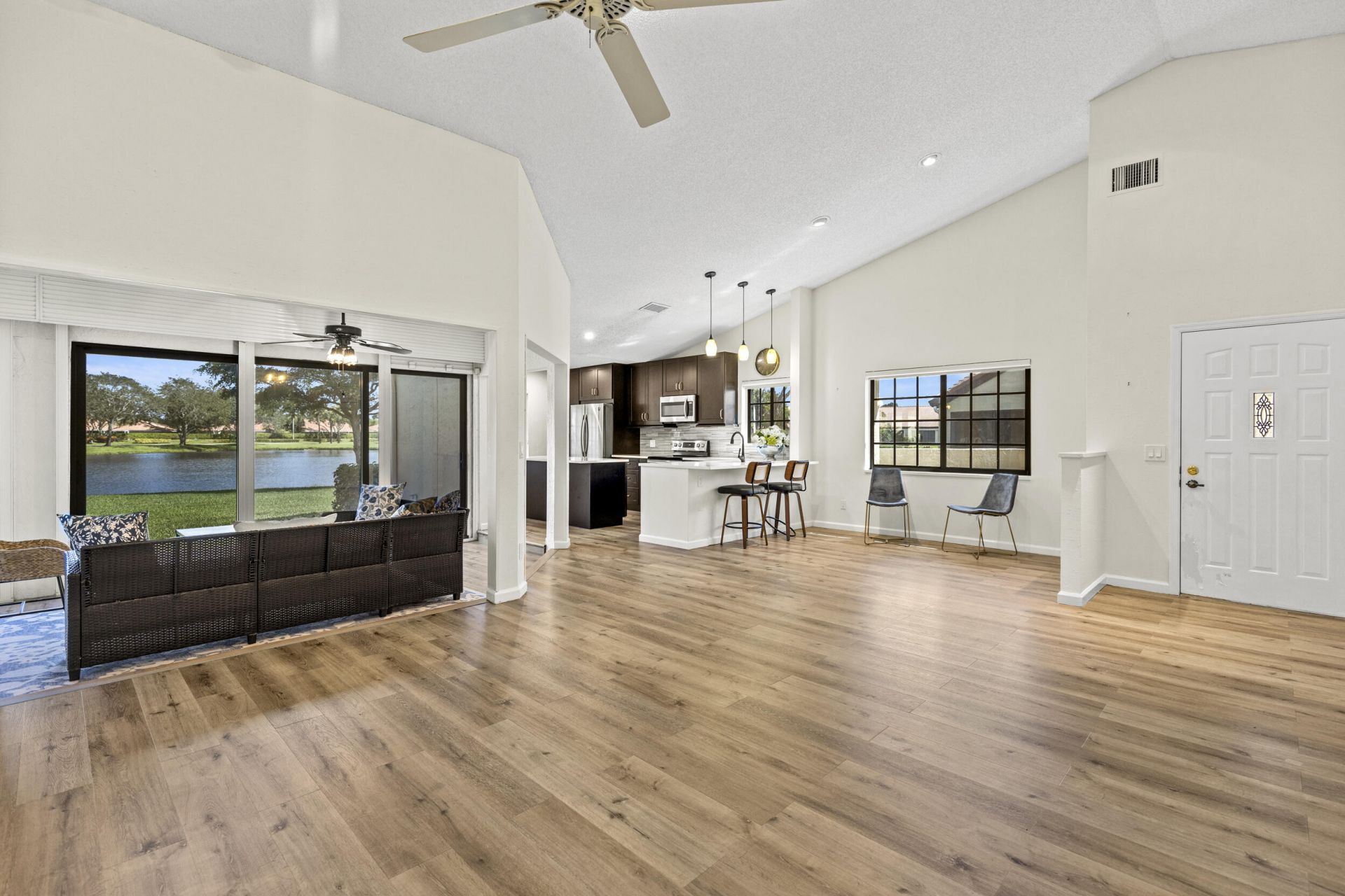 8261 Waterline Drive, Boynton Beach, FL 33472 Photo