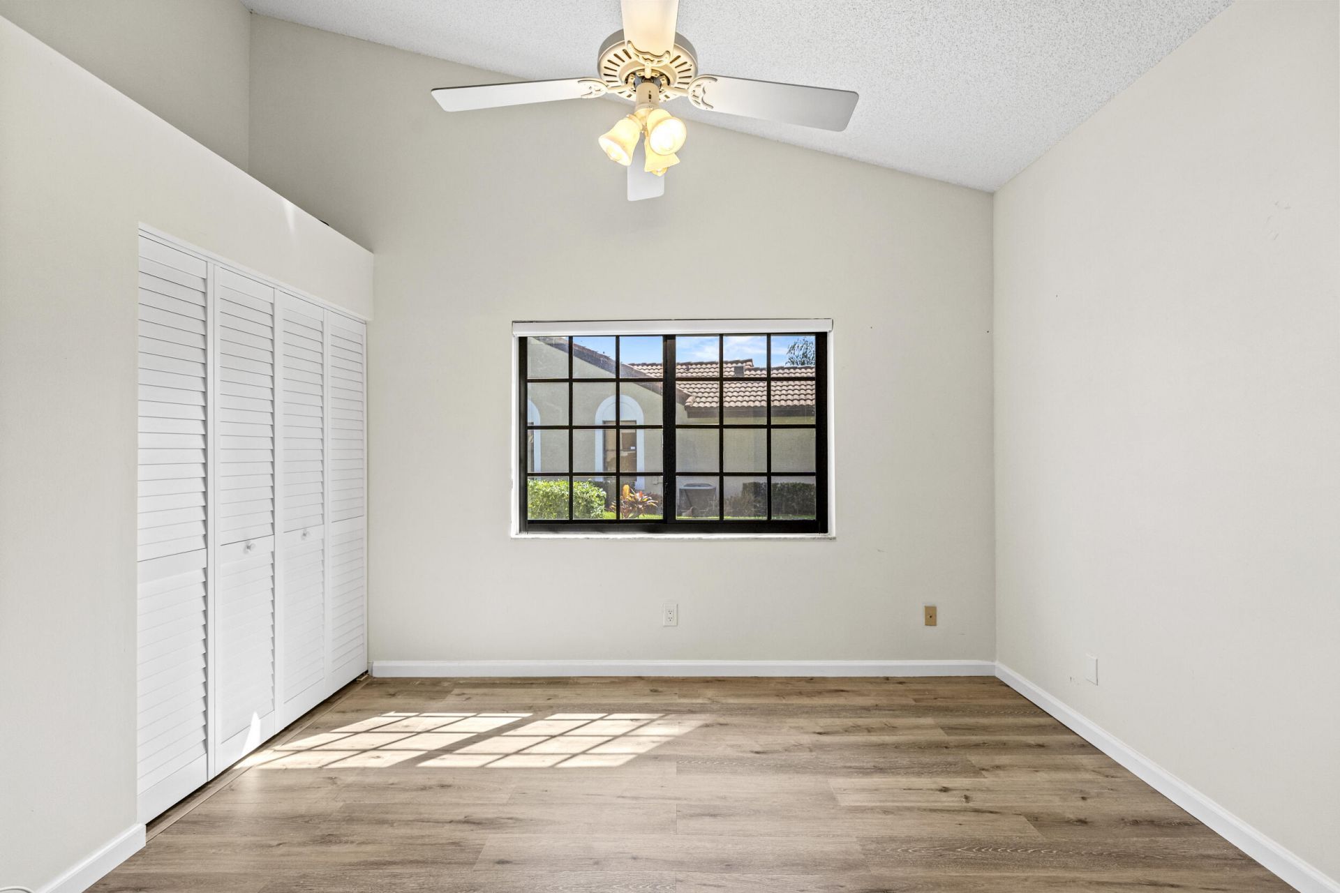 8261 Waterline Drive, Boynton Beach, FL 33472 Photo