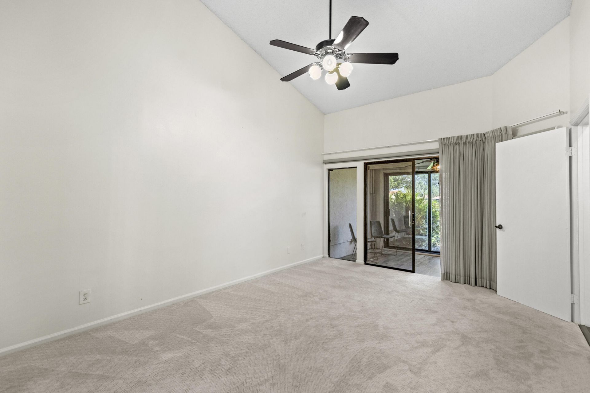 8261 Waterline Drive, Boynton Beach, FL 33472 Photo