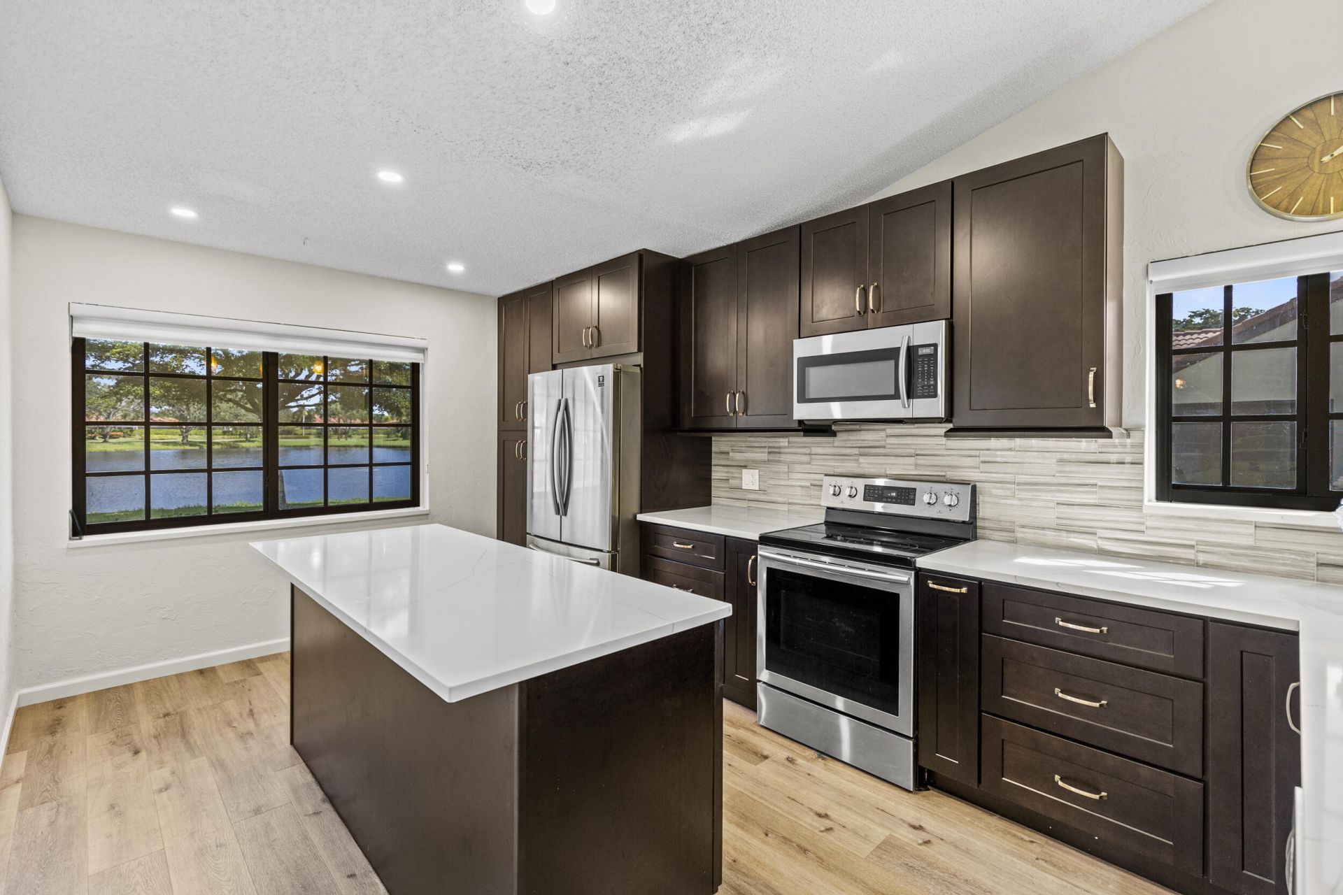 8261 Waterline Drive, Boynton Beach, FL 33472 Photo