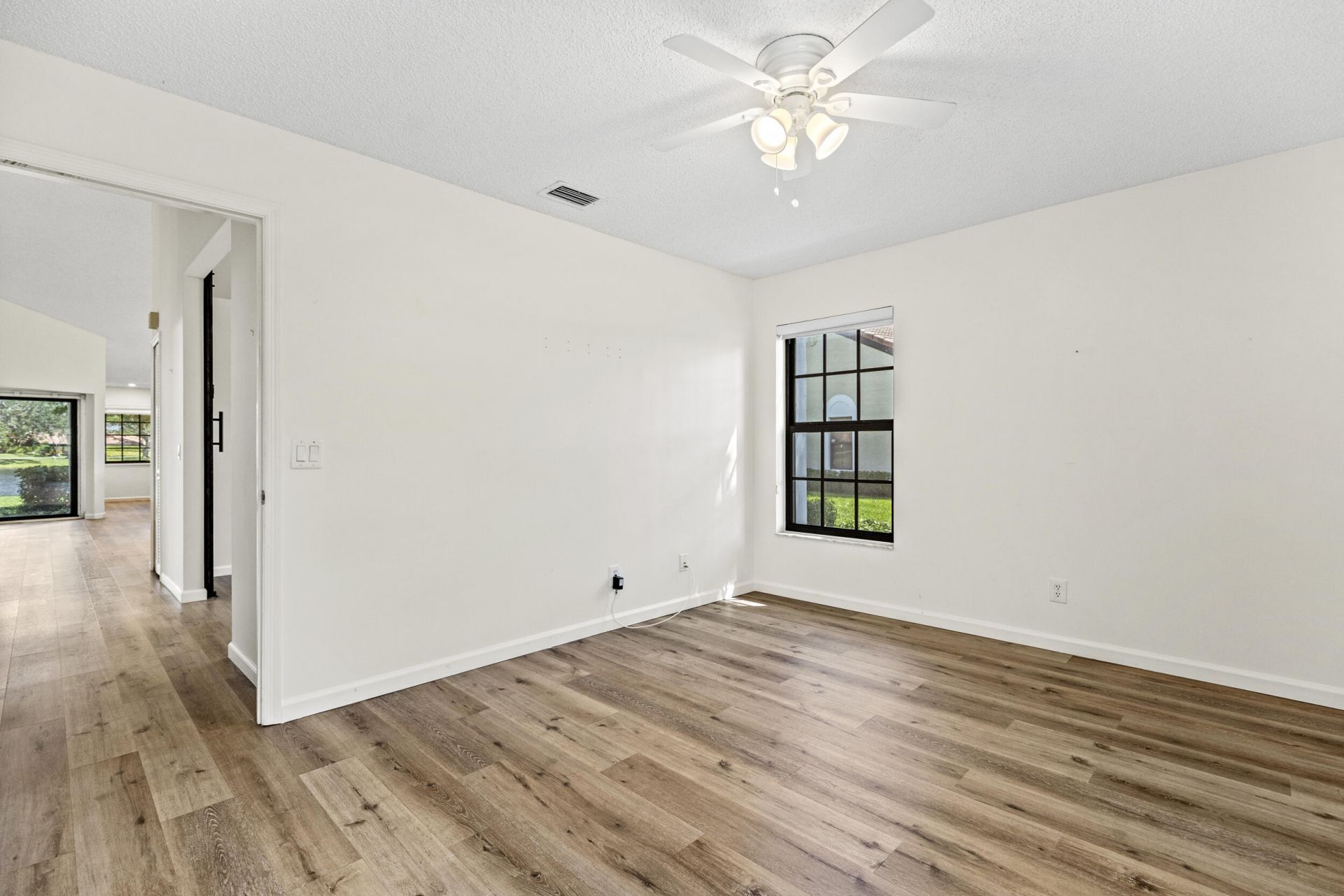 8261 Waterline Drive, Boynton Beach, FL 33472 Photo