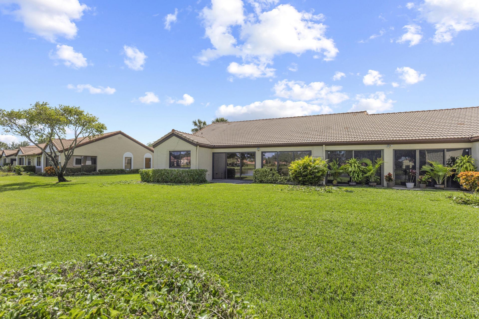 8261 Waterline Drive, Boynton Beach, FL 33472 Photo