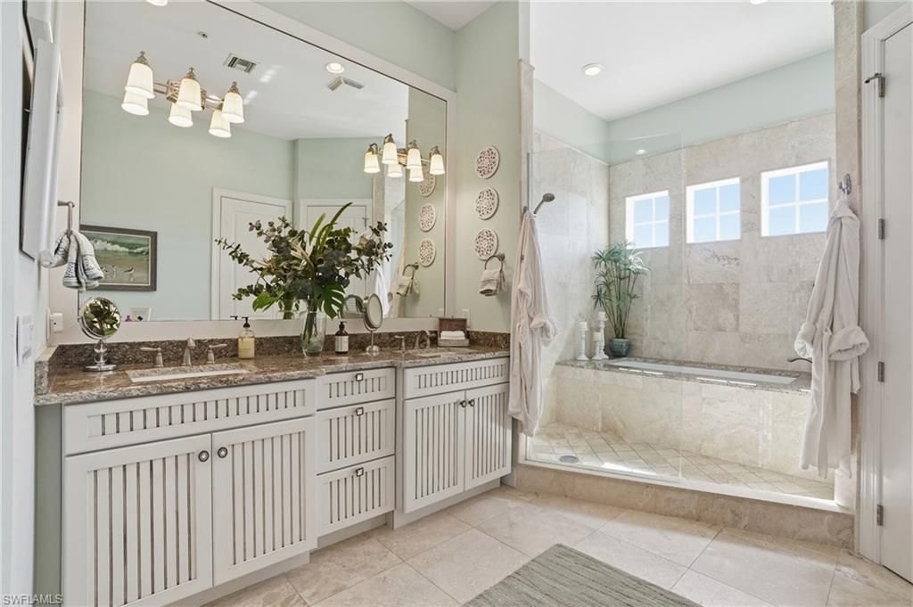 5886 Shell Cove Dr, Cape Coral, FL 33914 Photo