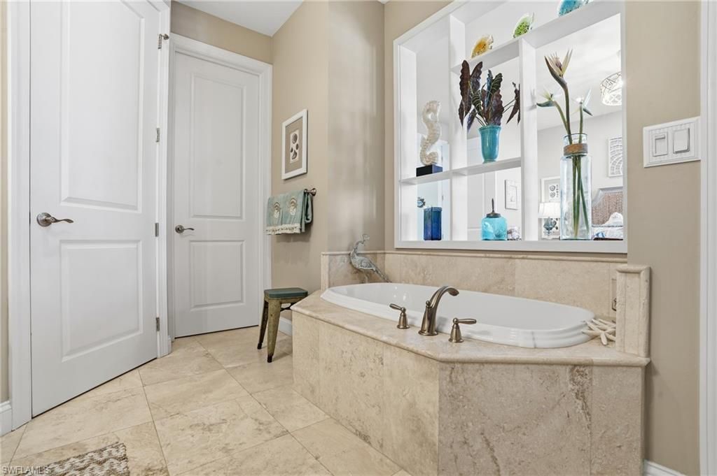 5886 Shell Cove Dr, Cape Coral, FL 33914 Photo