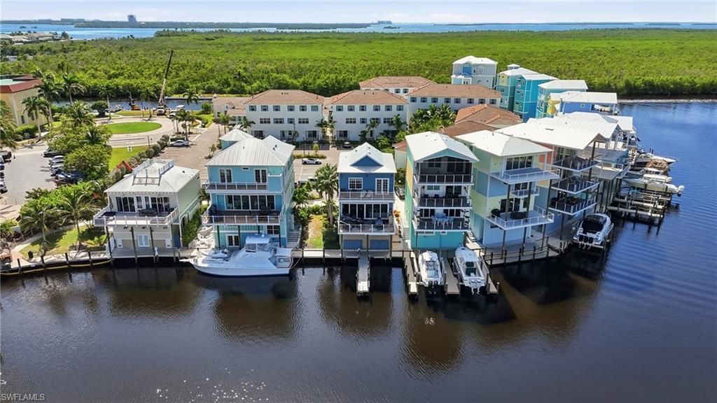 5886 Shell Cove Dr, Cape Coral, FL 33914 Photo