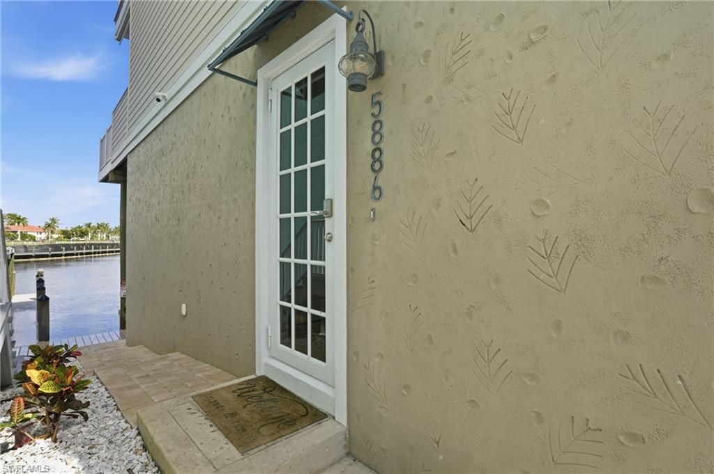 5886 Shell Cove Dr, Cape Coral, FL 33914 Photo