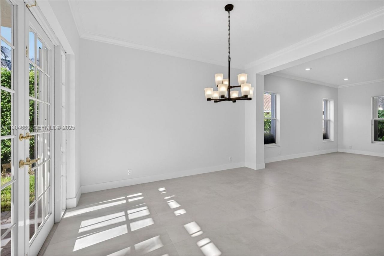 1781 Harbor Pointe Cir, Weston, FL 33327 Photo