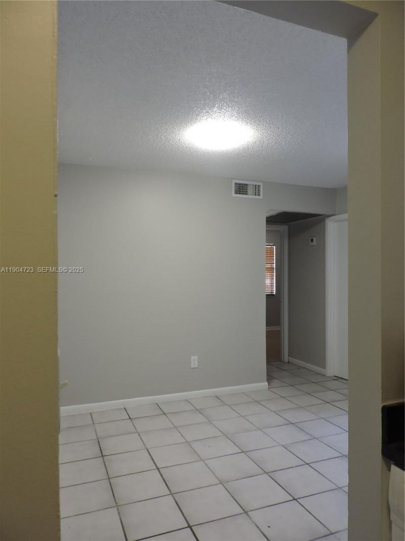 14867 SW 104th St, Unit 24-21, Miami, FL 33196 Photo