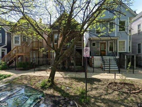 3222 N Drake Avenue, Chicago, IL 60618