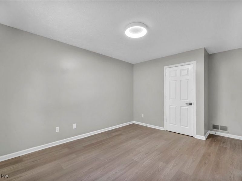 2364 E 59th Street, Cleveland, OH 44104 Photo 22