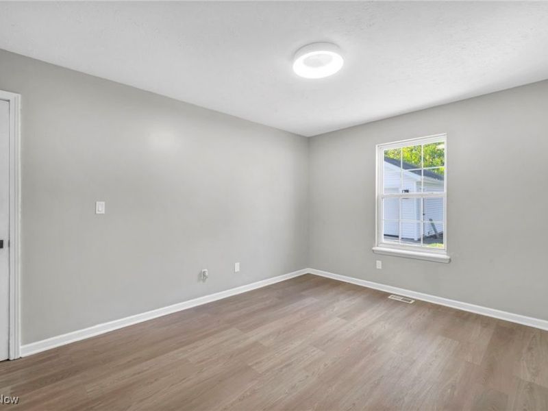 2364 E 59th Street, Cleveland, OH 44104 Photo 24