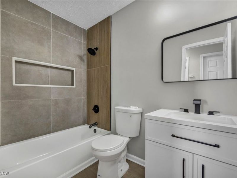 2364 E 59th Street, Cleveland, OH 44104 Photo 25