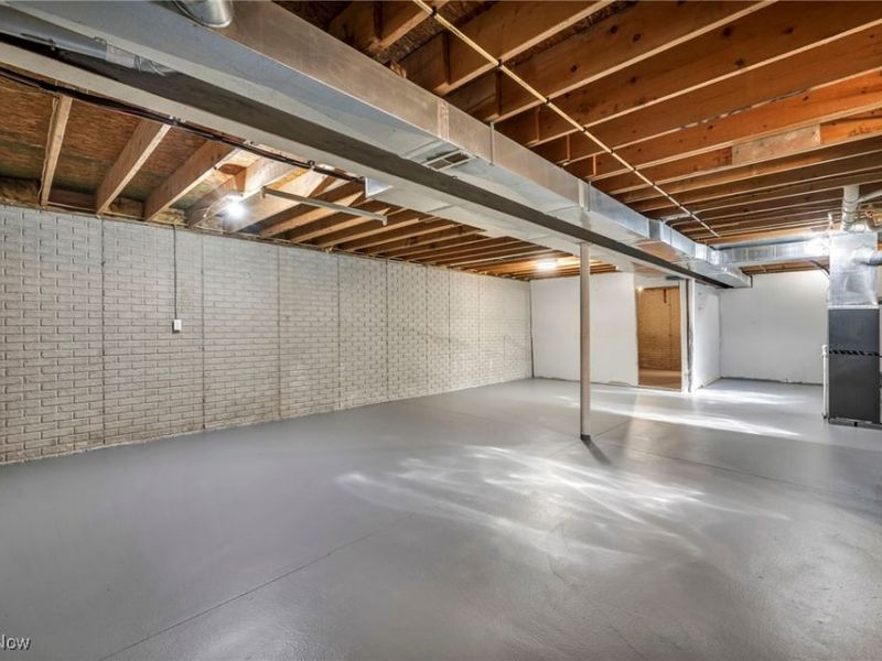 2364 E 59th Street, Cleveland, OH 44104 Photo 30