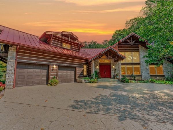 2162 Garards Fort Road, Waynesburg, PA 15370