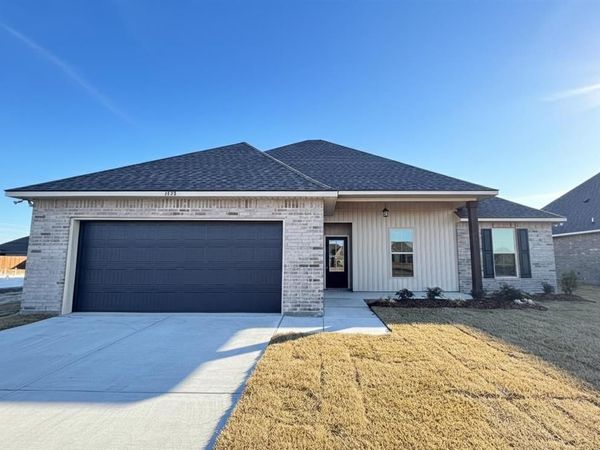 1493 HAMLET Lane, Lake Charles, LA 70611