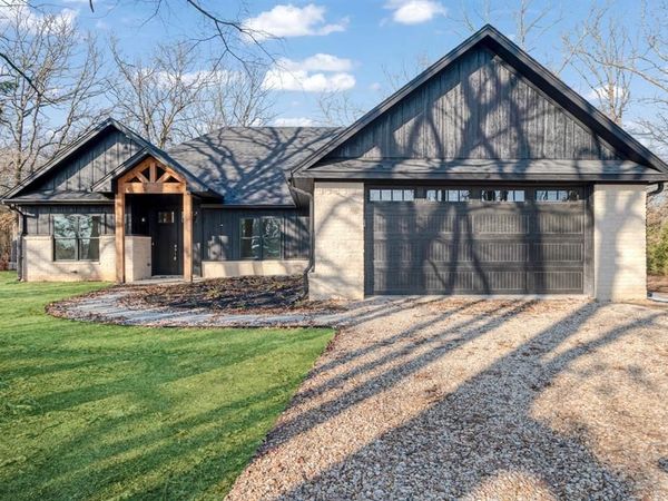 315 CR 33940, Powderly, TX 75473