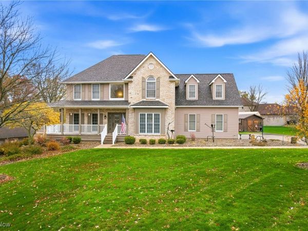 52 Lakhani Lane, Canfield, OH 44406