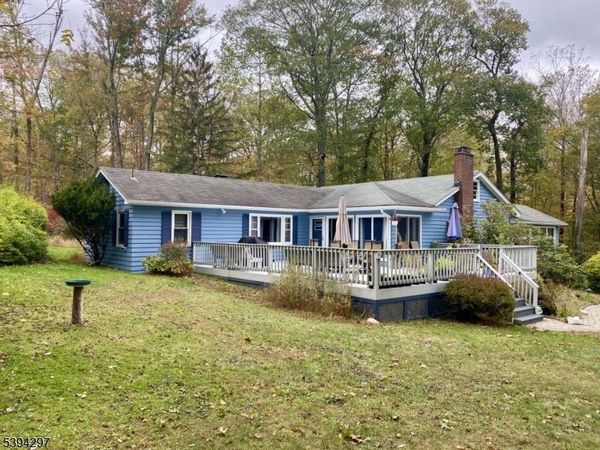 7 Stempert Rd, Frankford, NJ 07826