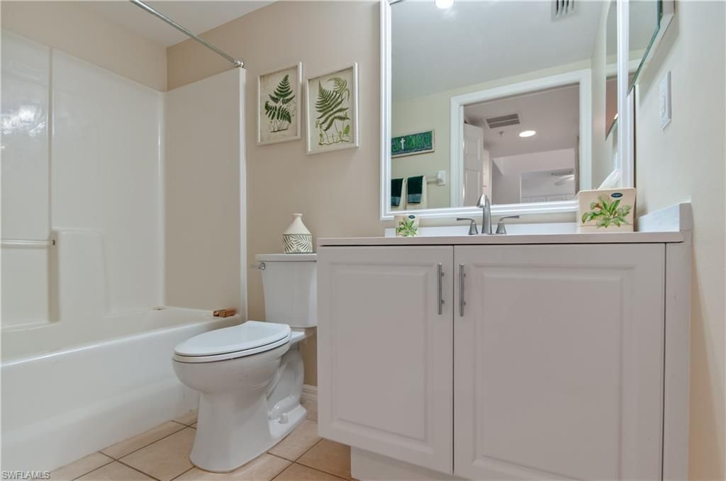 19880 Breckenridge Dr, Unit 504, Estero, FL 33928 Photo