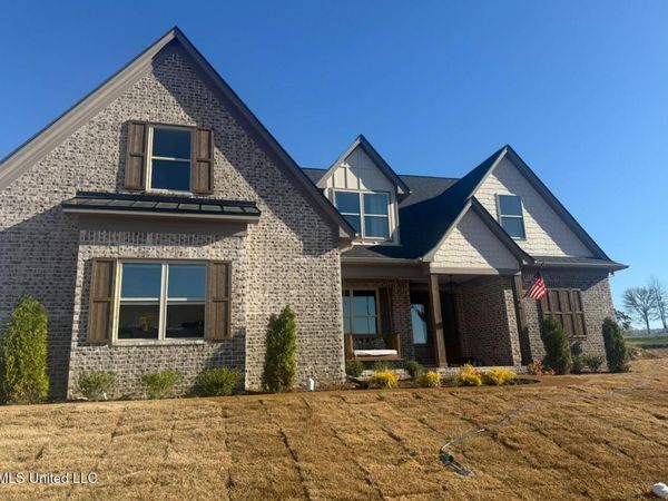 2556 Beauvoir Drive, Hernando, MS 38632