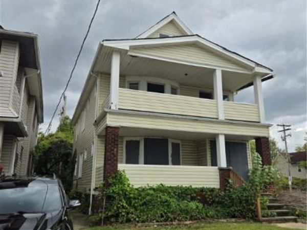 853 E 128th Street, Cleveland, OH 44108