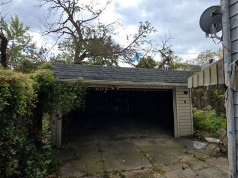 13508 Mann Avenue, Cleveland, OH 44112 Photo 3