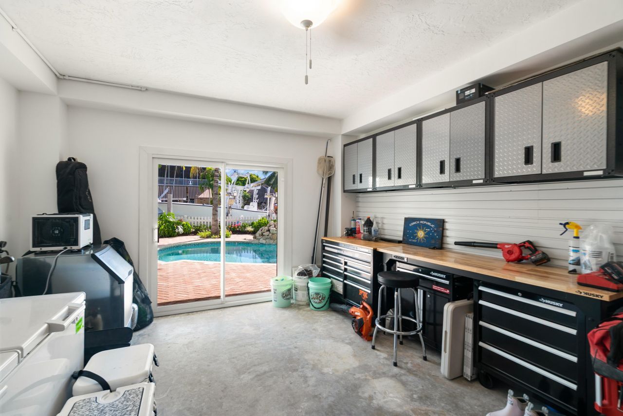 240 Mohawk Street, Tavernier, FL 33070 Photo