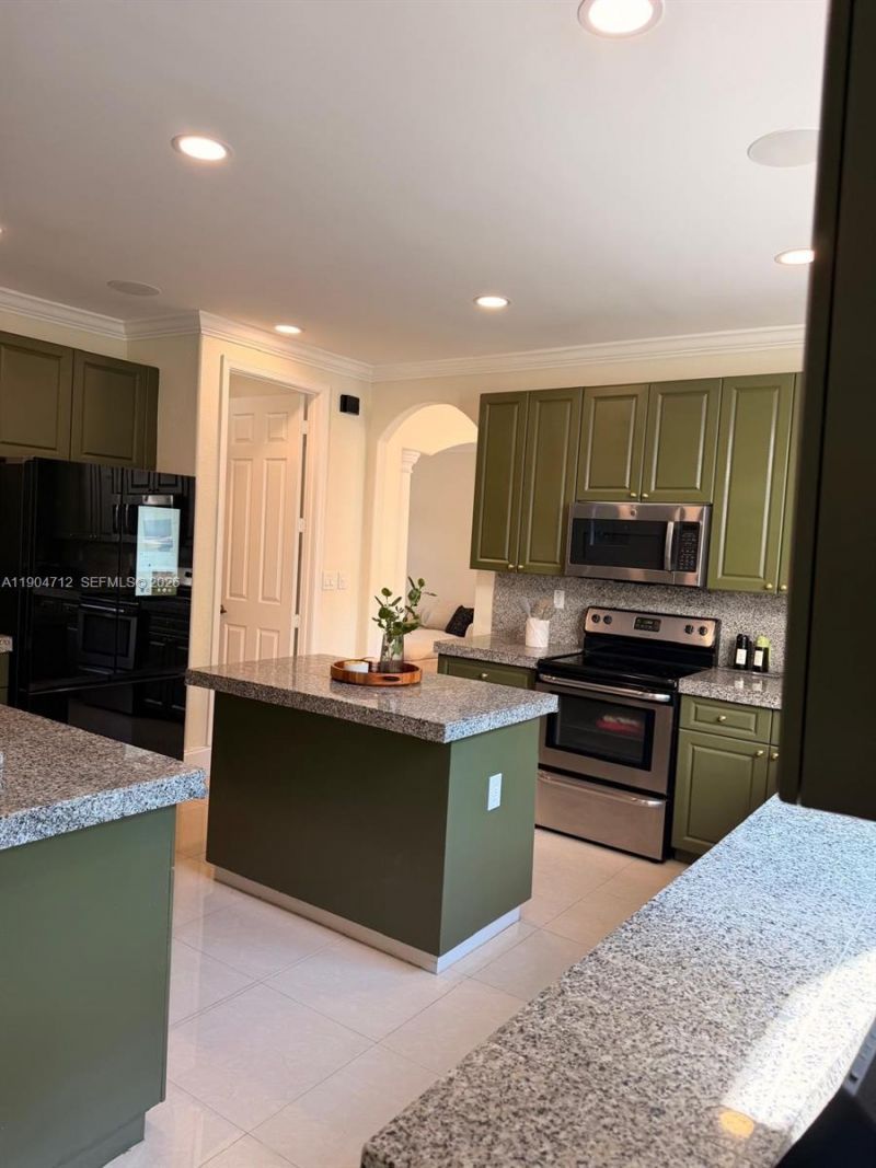 18704 SW 76th Ct, Cutler Bay, FL 33157 Photo