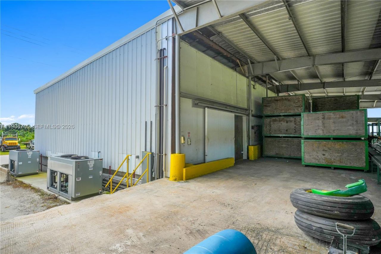 901 NW 9th St, Belle Glade, FL 33430 Photo