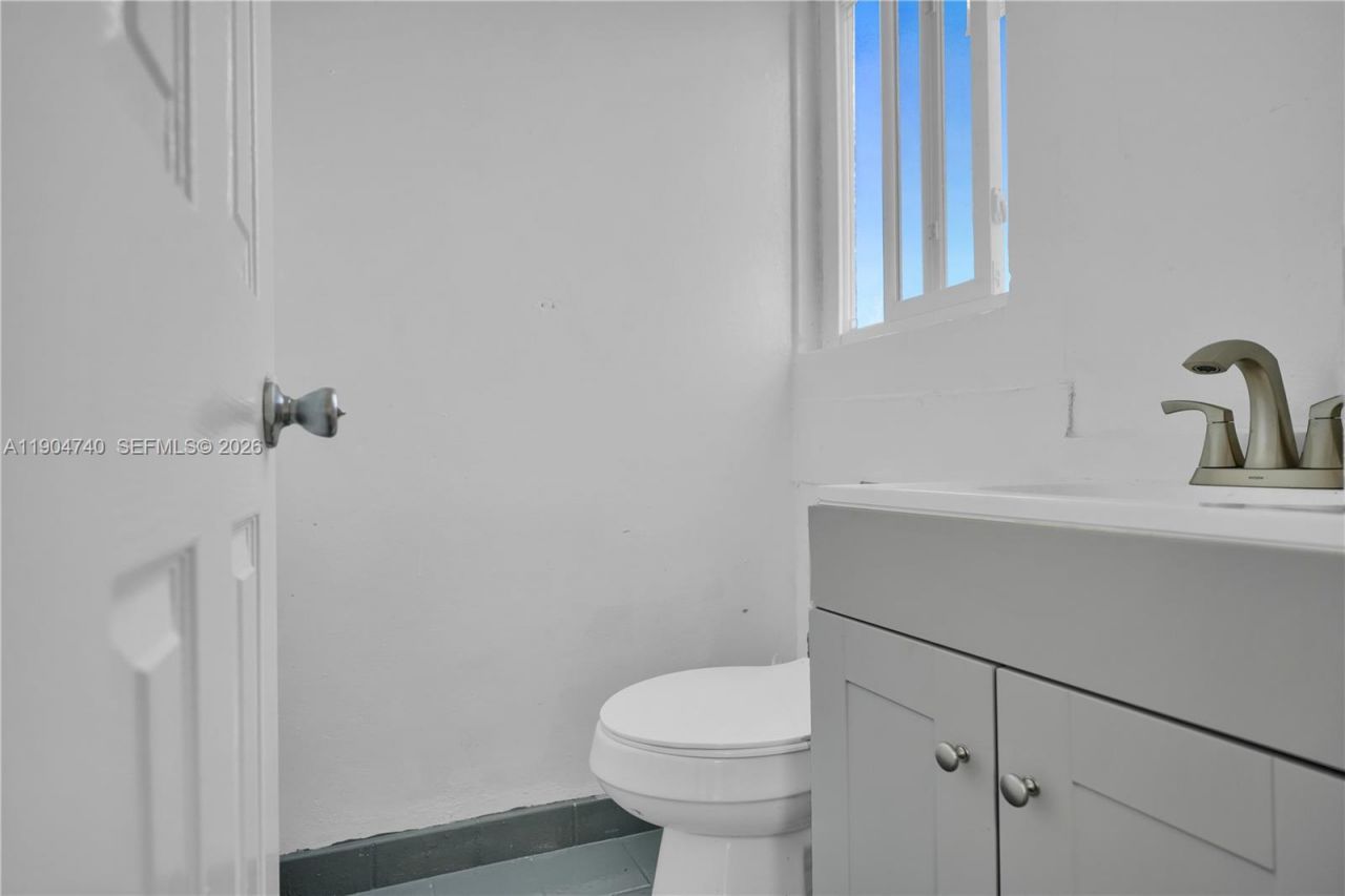 901 NW 9th St, Belle Glade, FL 33430 Photo