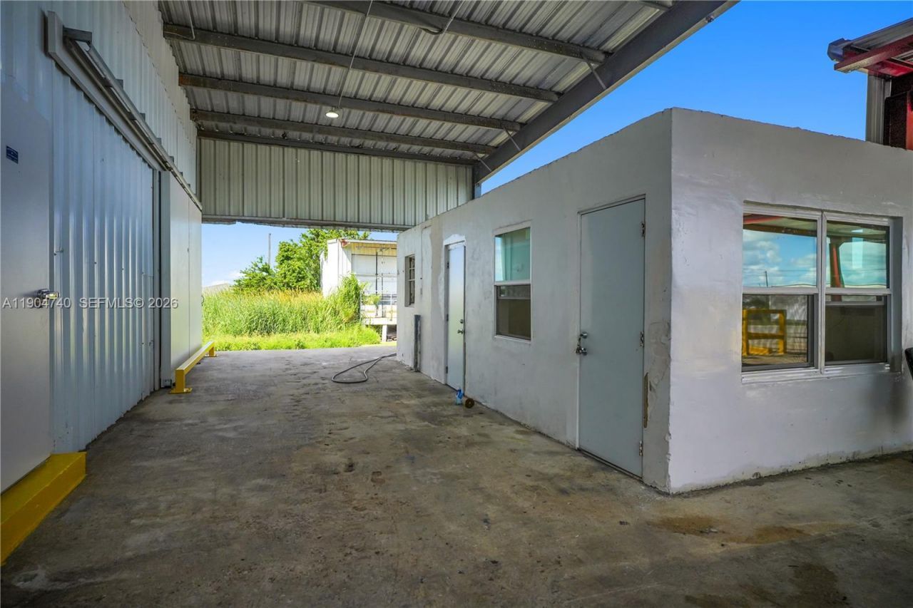 901 NW 9th St, Belle Glade, FL 33430 Photo