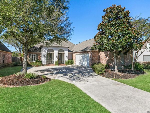 13712 Landmark Dr, Baton Rouge, LA 70810